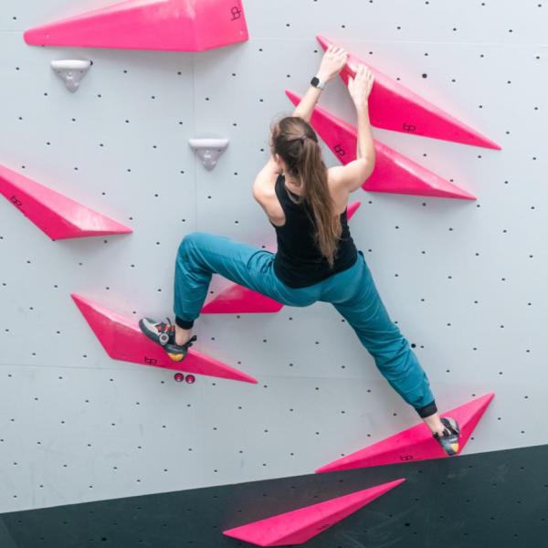 Kurz DVA - BOULDERING PRO MÍRNĚ POKROČILÉ
